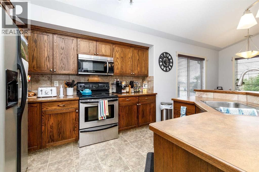 613 Oak Street — photo 4
