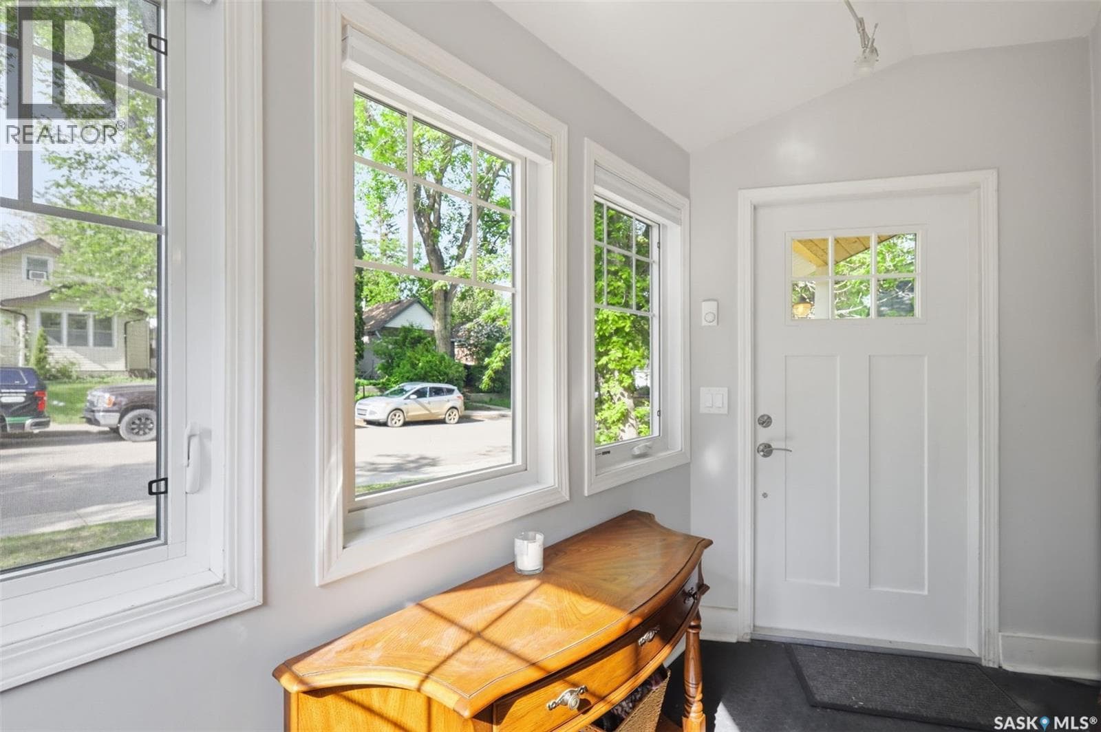 2 bed 1 bath single family at 413 26TH STREET W — $269,000 — photo 6