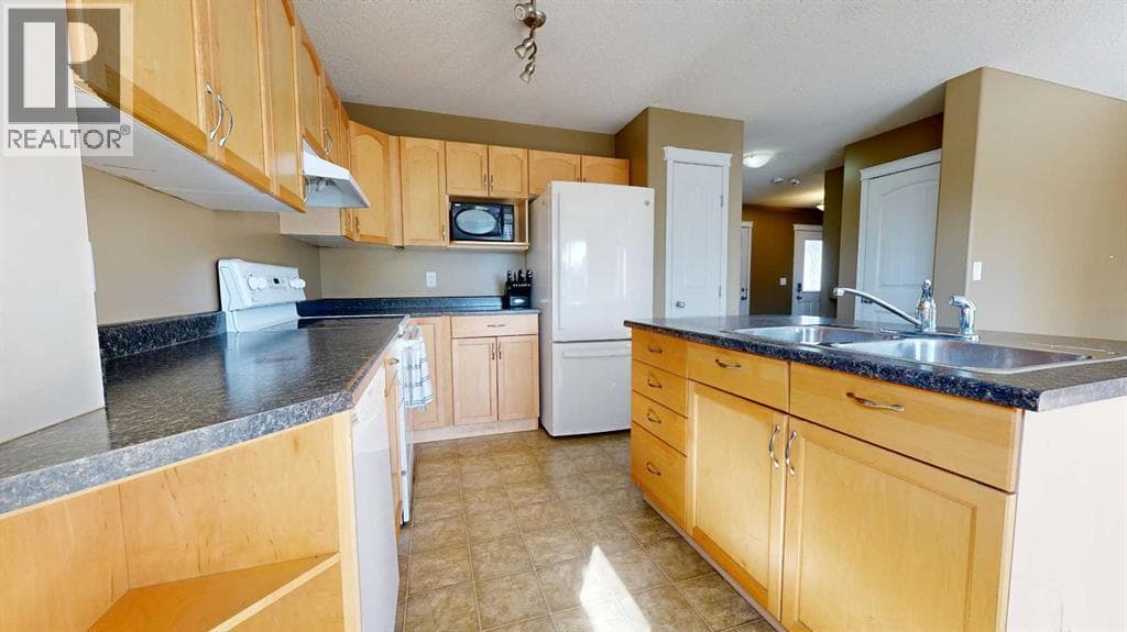 10209 Landing Drive — photo 3