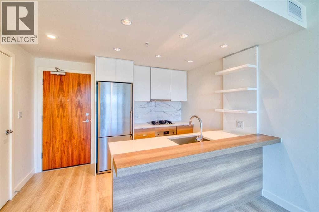 1604, 108 Waterfront Court SW — photo 3