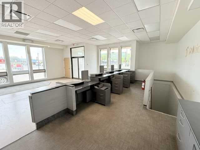 10037 100 — photo 2
