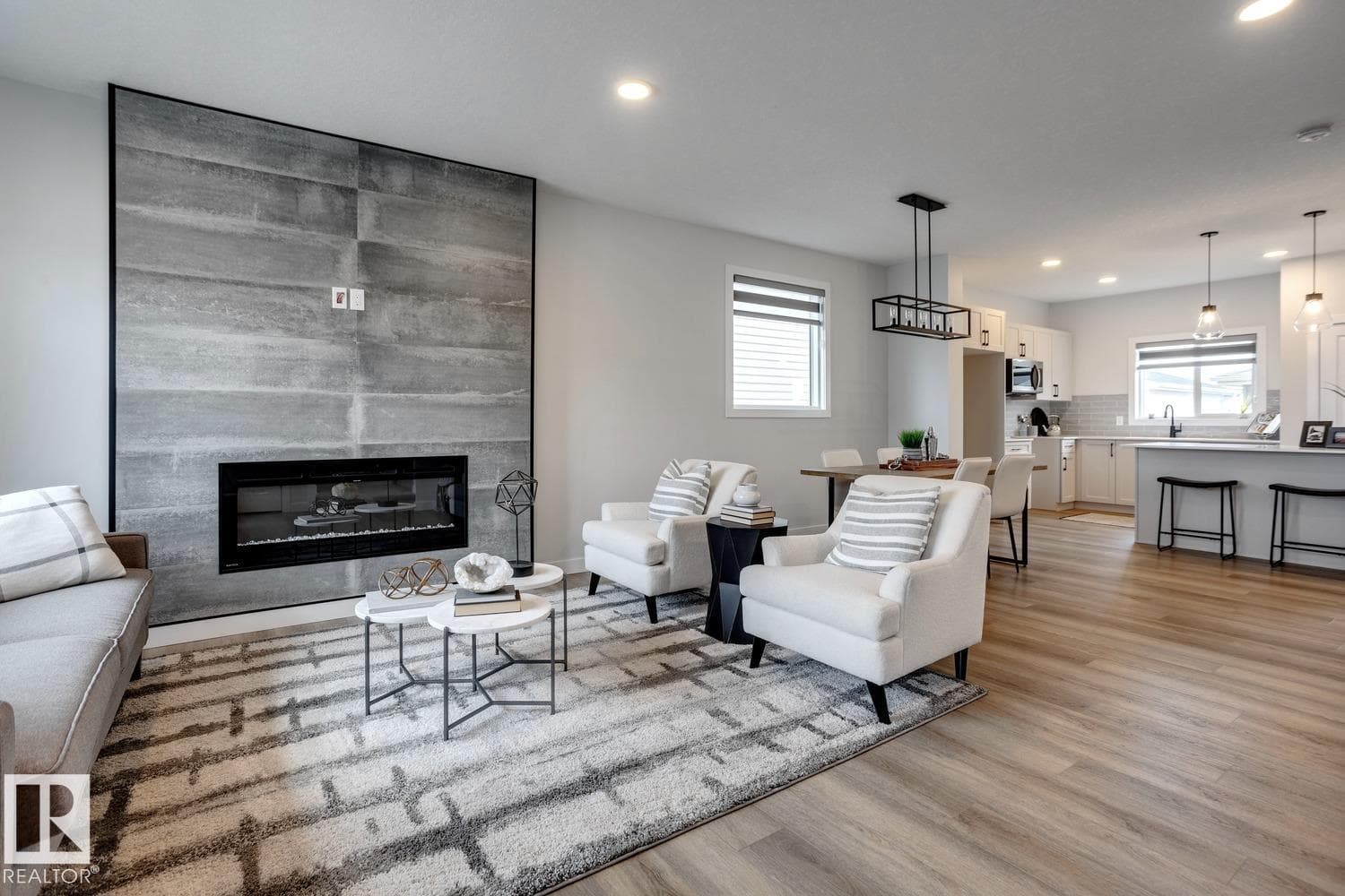 87 SERENO LN