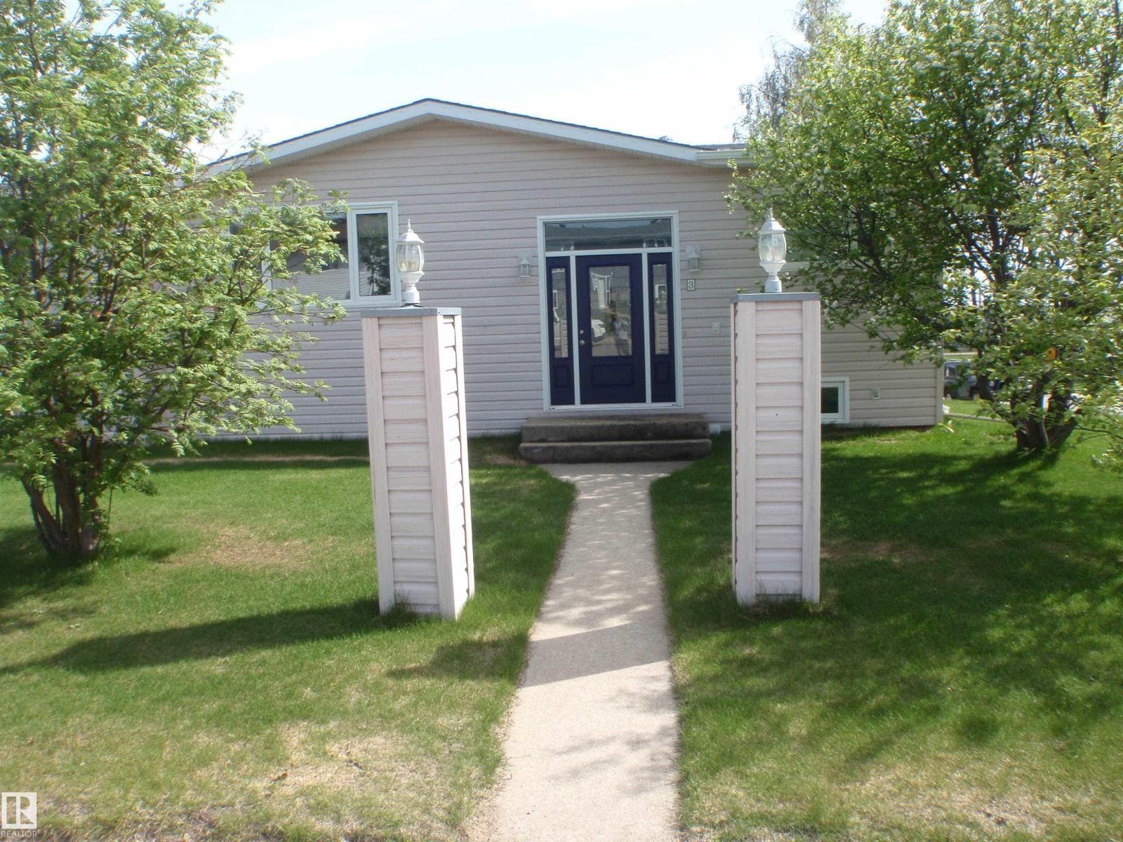 3 Hillside AV — photo 5