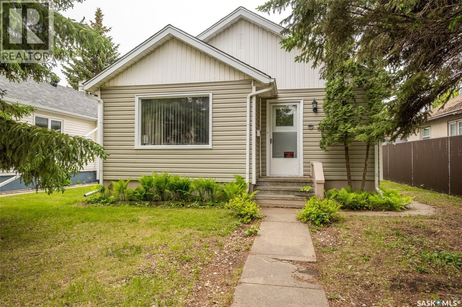 361 14th STREET W