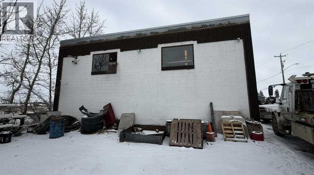 4606 East Railway Street — photo 2