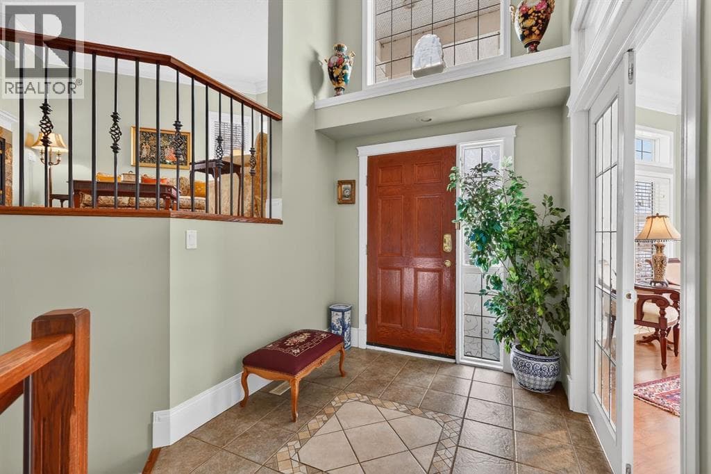 331 Mt Douglas Court SE — photo 5