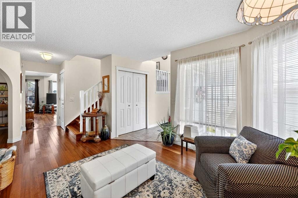 192 Arbour Wood Close NW — photo 5