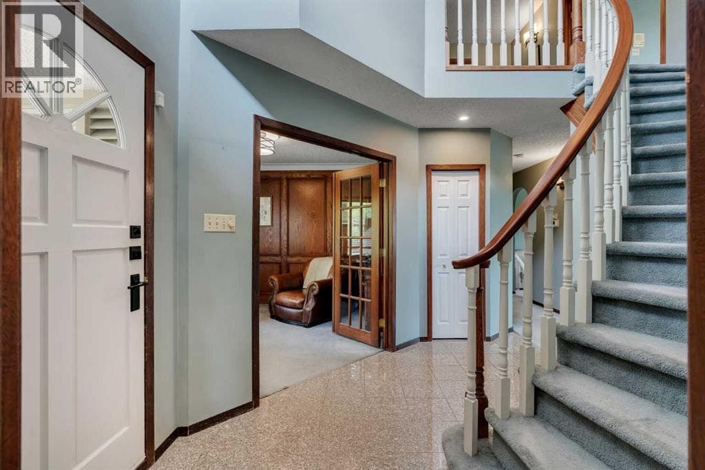 3010 8 Street SW — photo 3