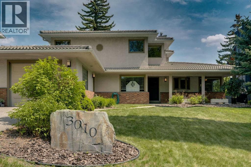 3010 8 Street SW — photo 2