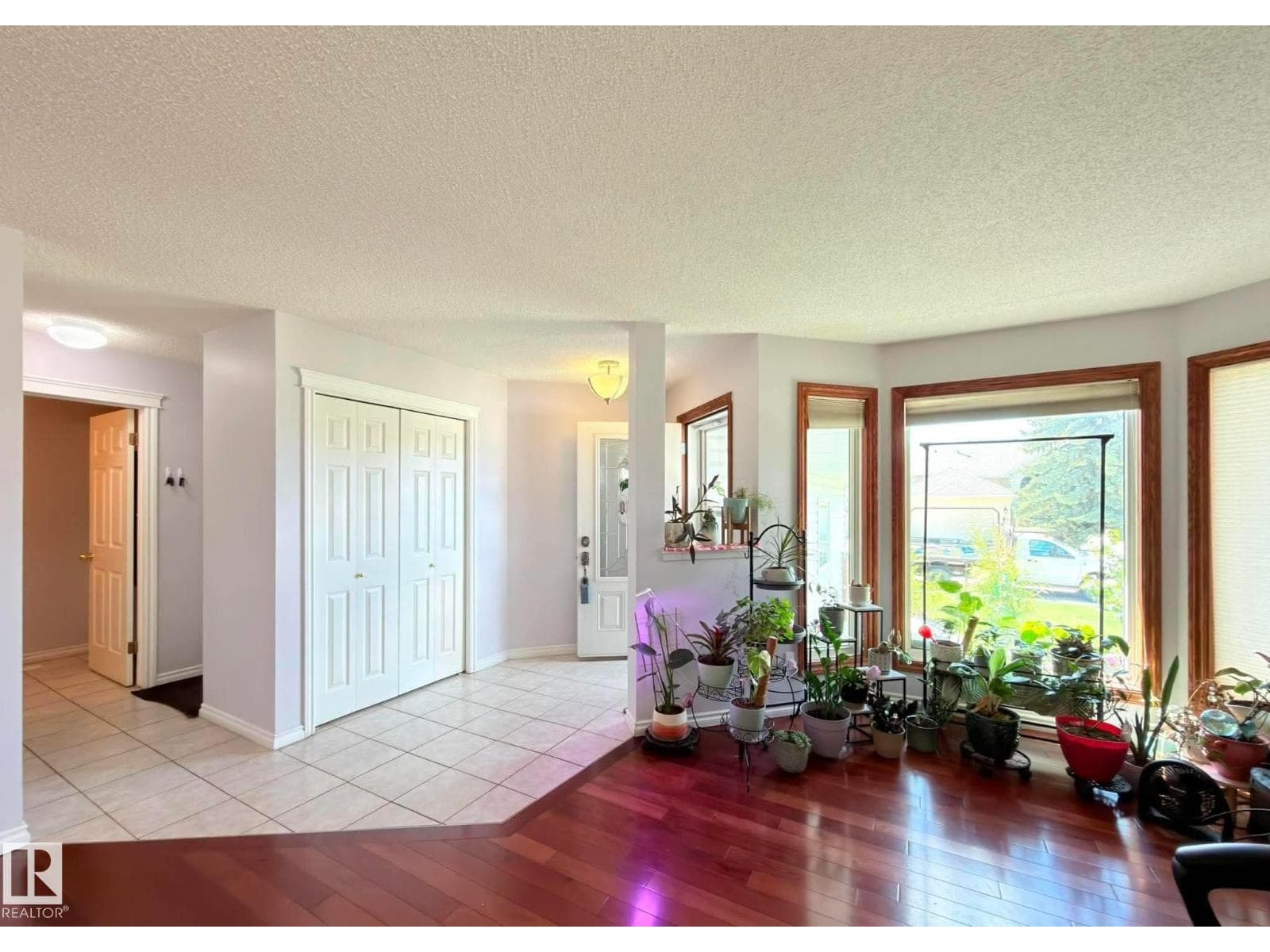 825 112B St NW — photo 3
