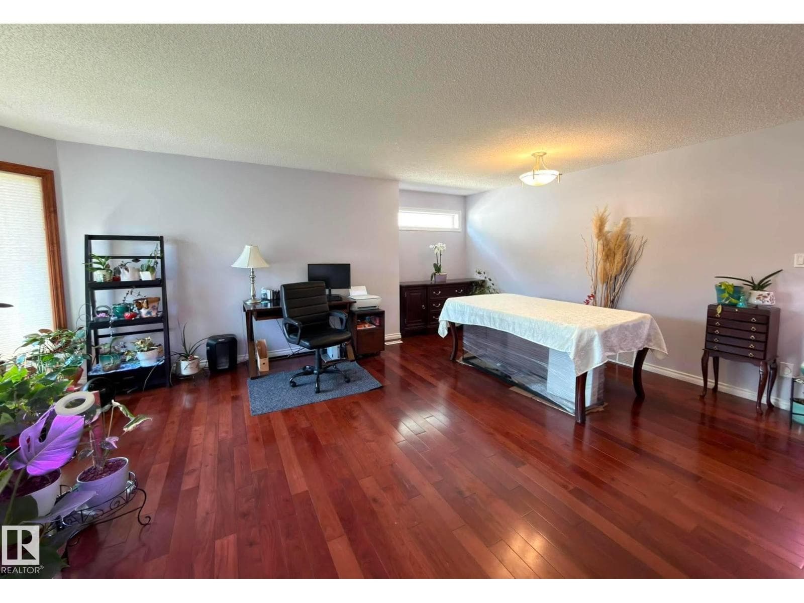 825 112B St NW — photo 5