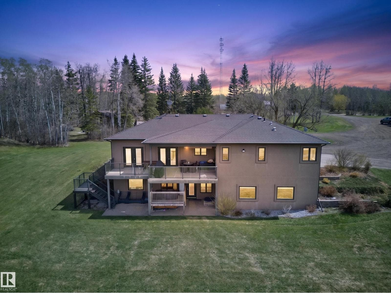 52138 RGE ROAD 215