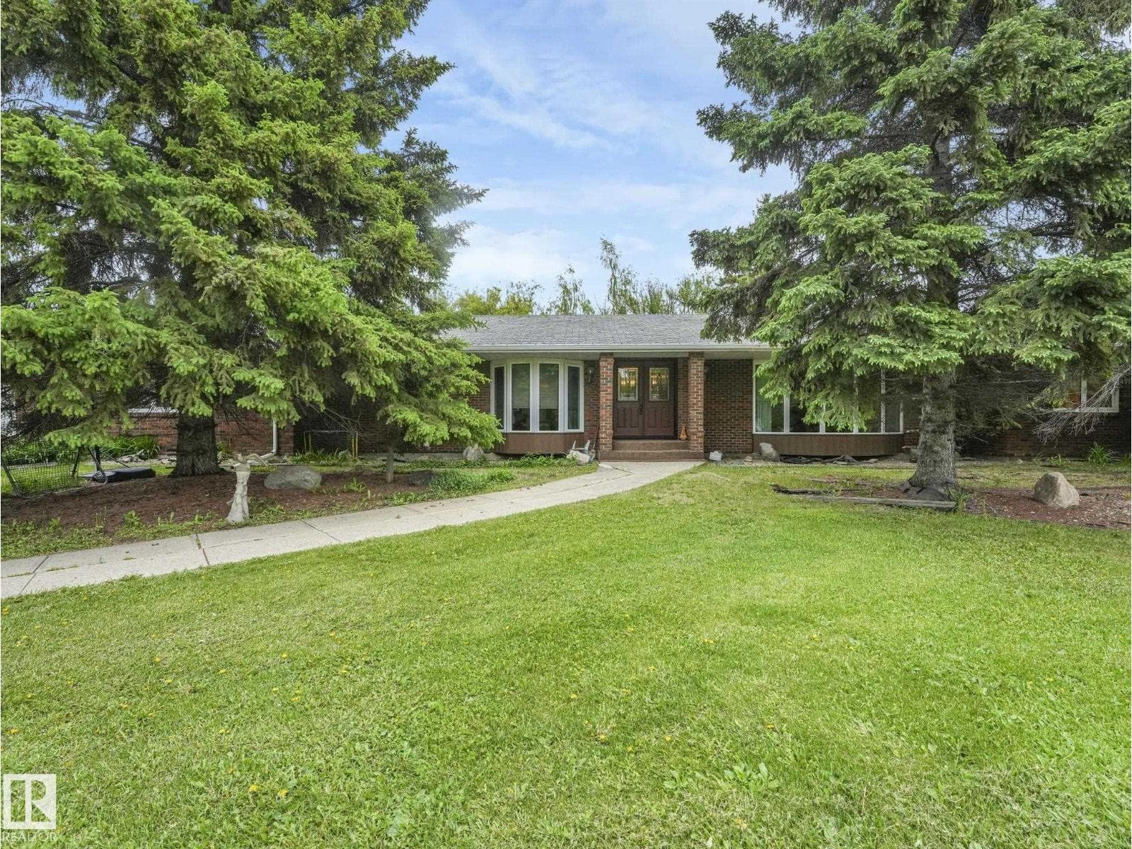 11921 231 ST NW