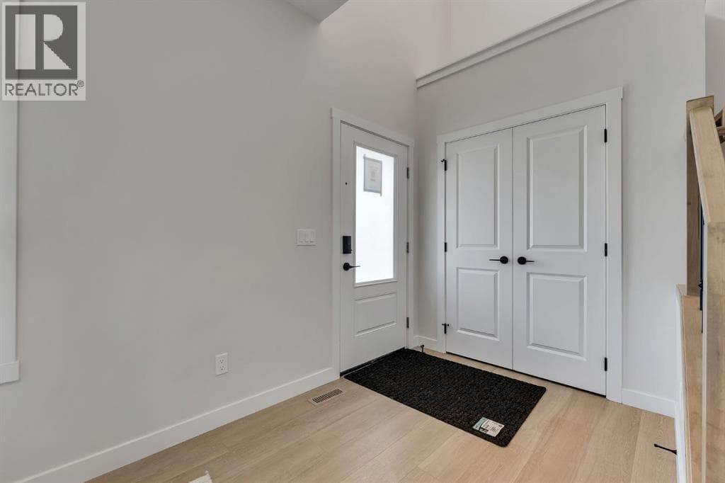 319 Fireside Drive — photo 4