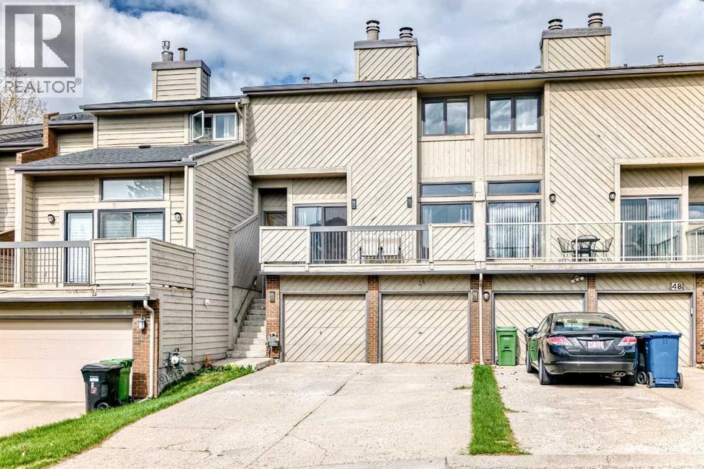44 Edgemont Estates Road NW
