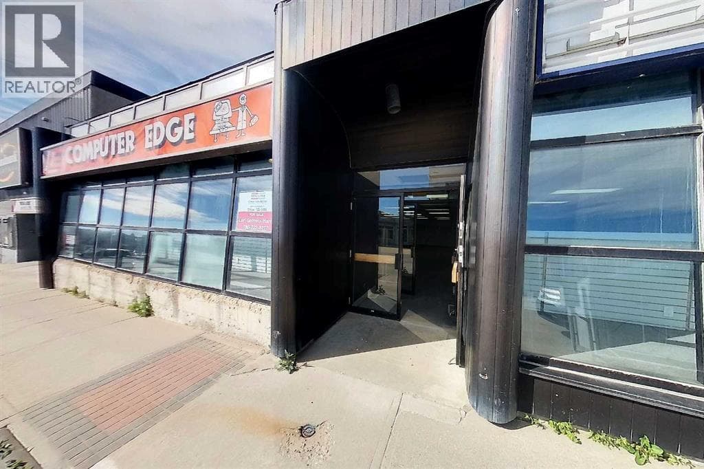 320 50 Street — photo 3