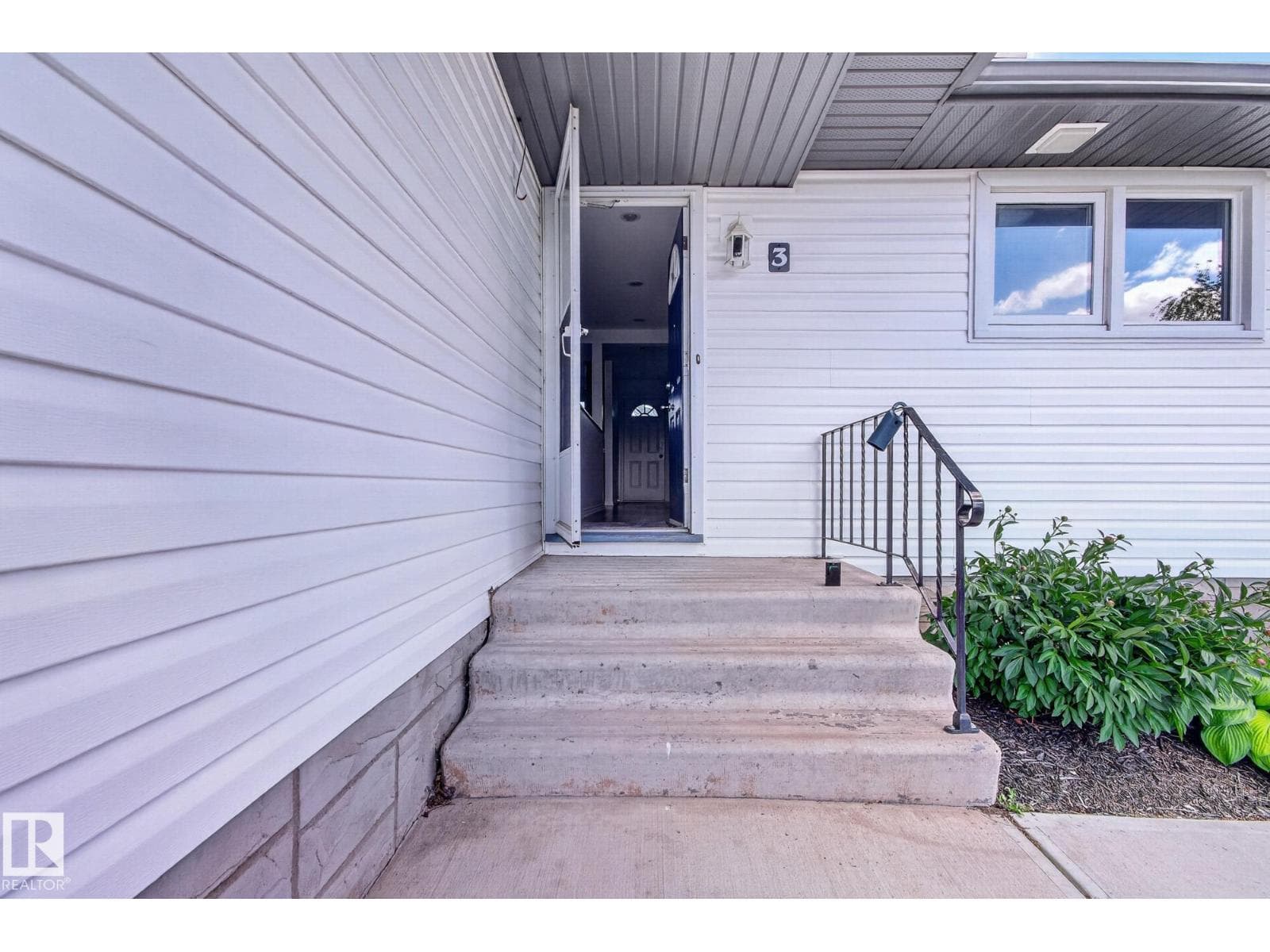 3 GALAXY WY — photo 4