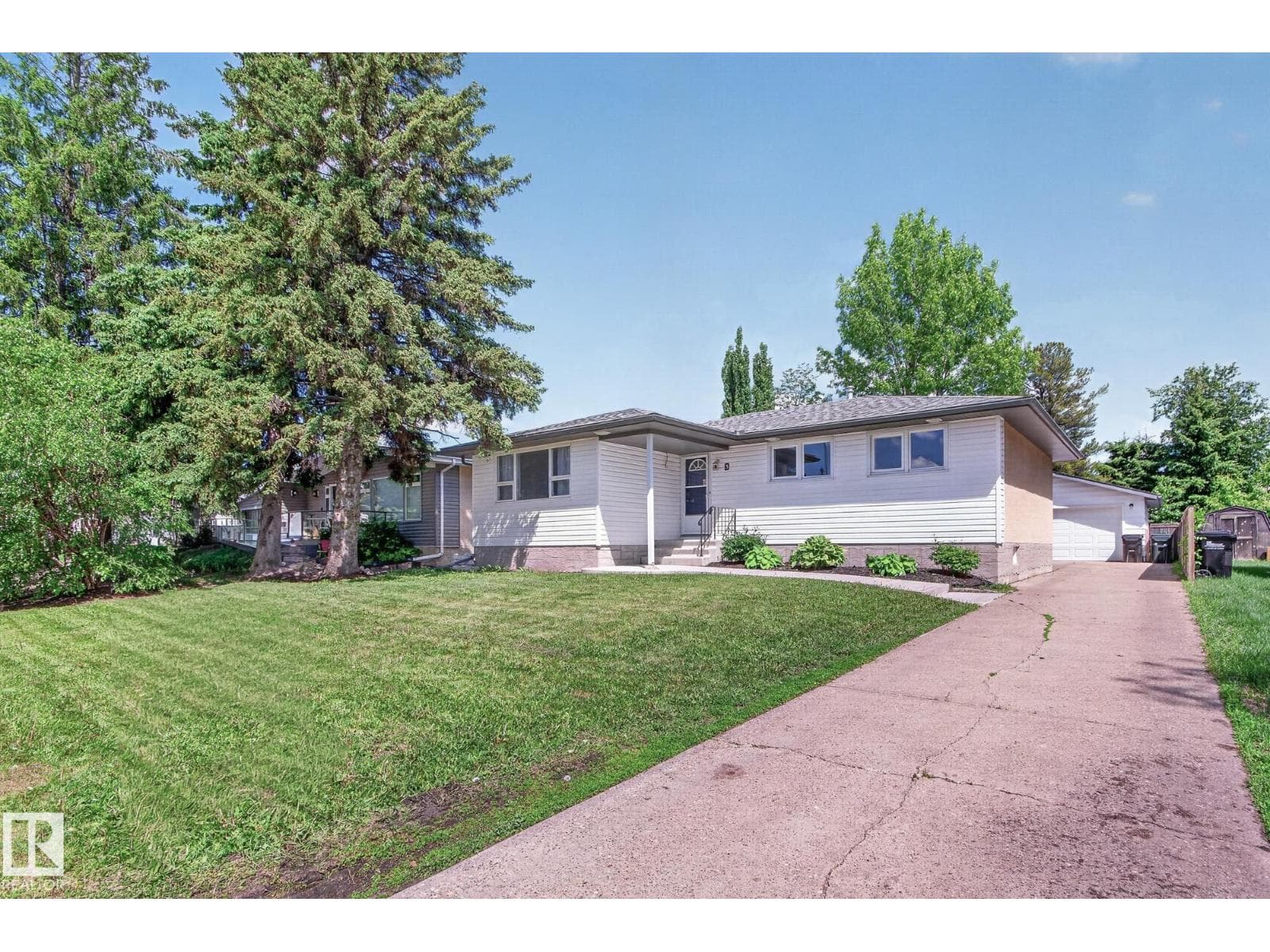 3 GALAXY WY — photo 2