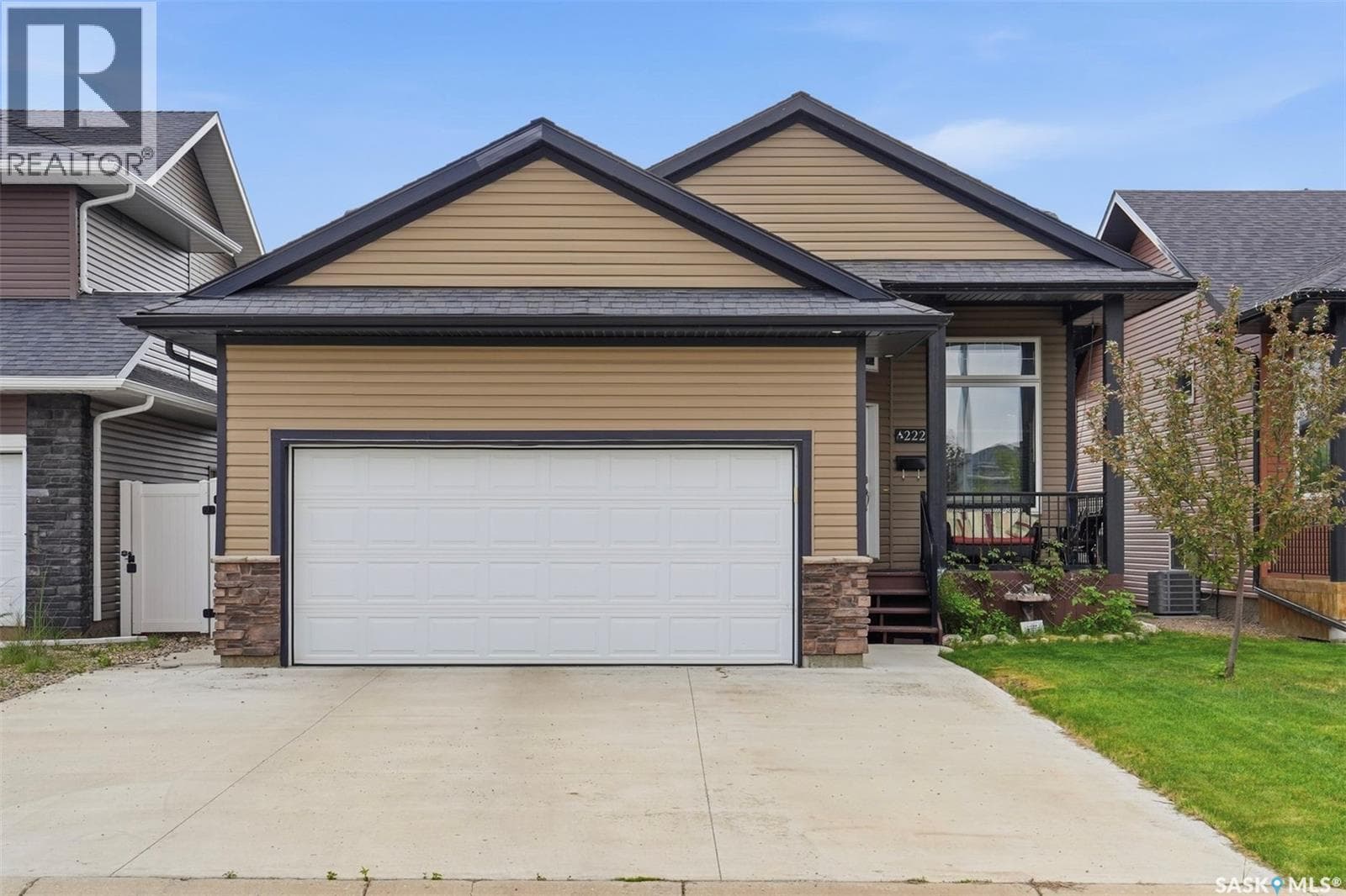 222 Parkview COVE