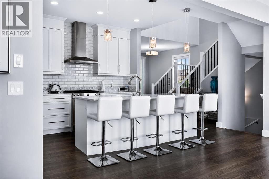 219 Legacy Mount SE — photo 3