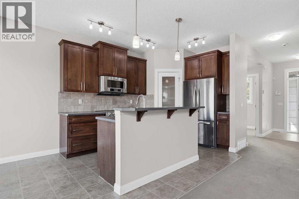 24 Evanspark Gardens NW — photo 3