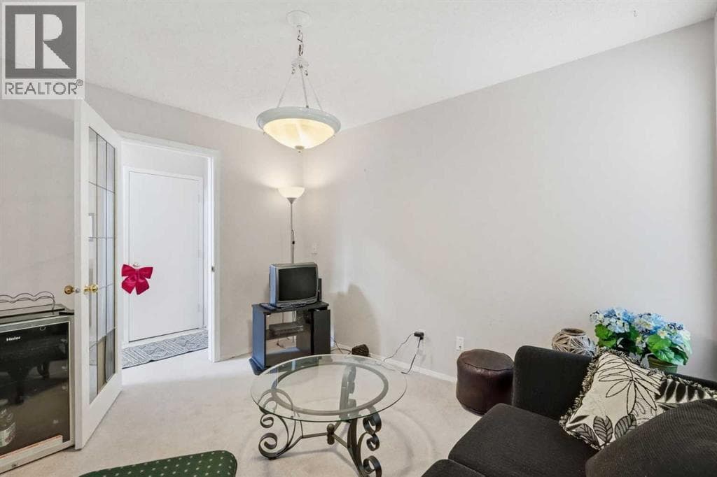 74 Tuscarora Heights NW — photo 4