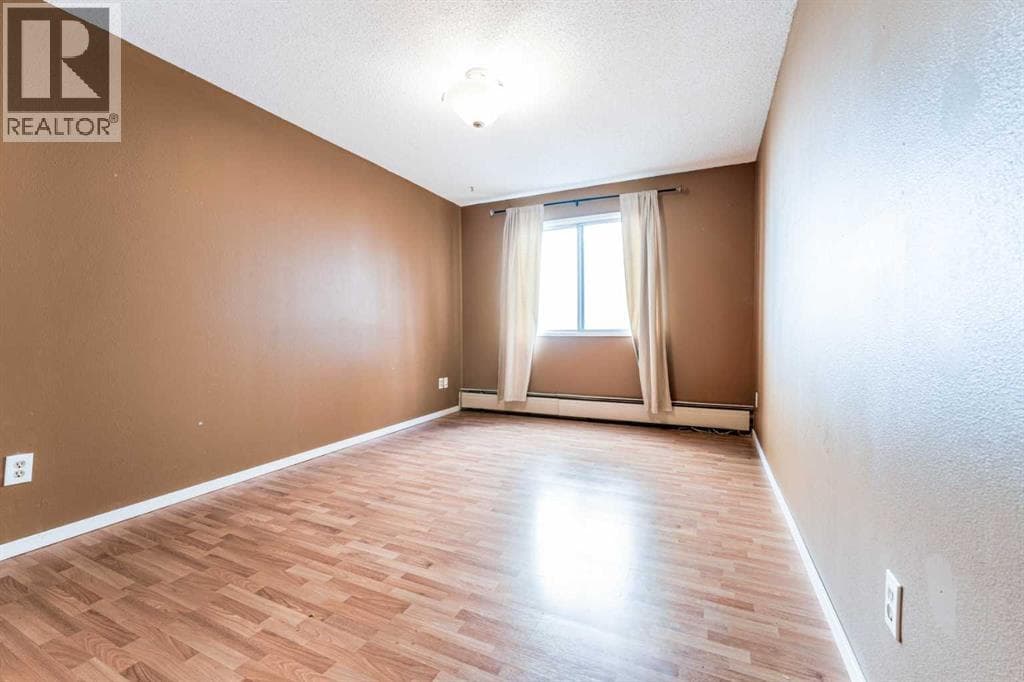 31, 821 3 Avenue SW photo 9
