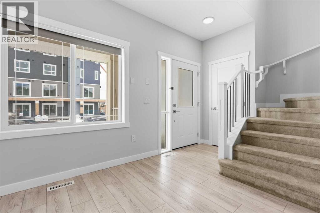 68 Cornerbrook View NE — photo 5