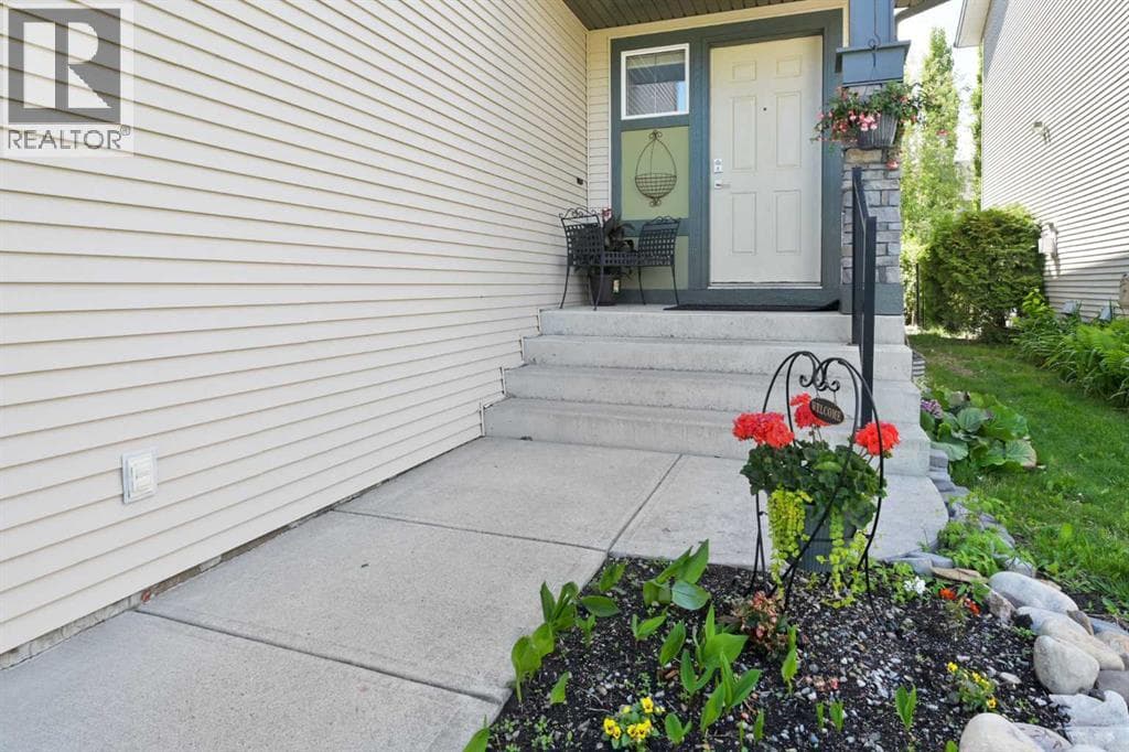 23 Cougar Ridge Link SW — photo 3