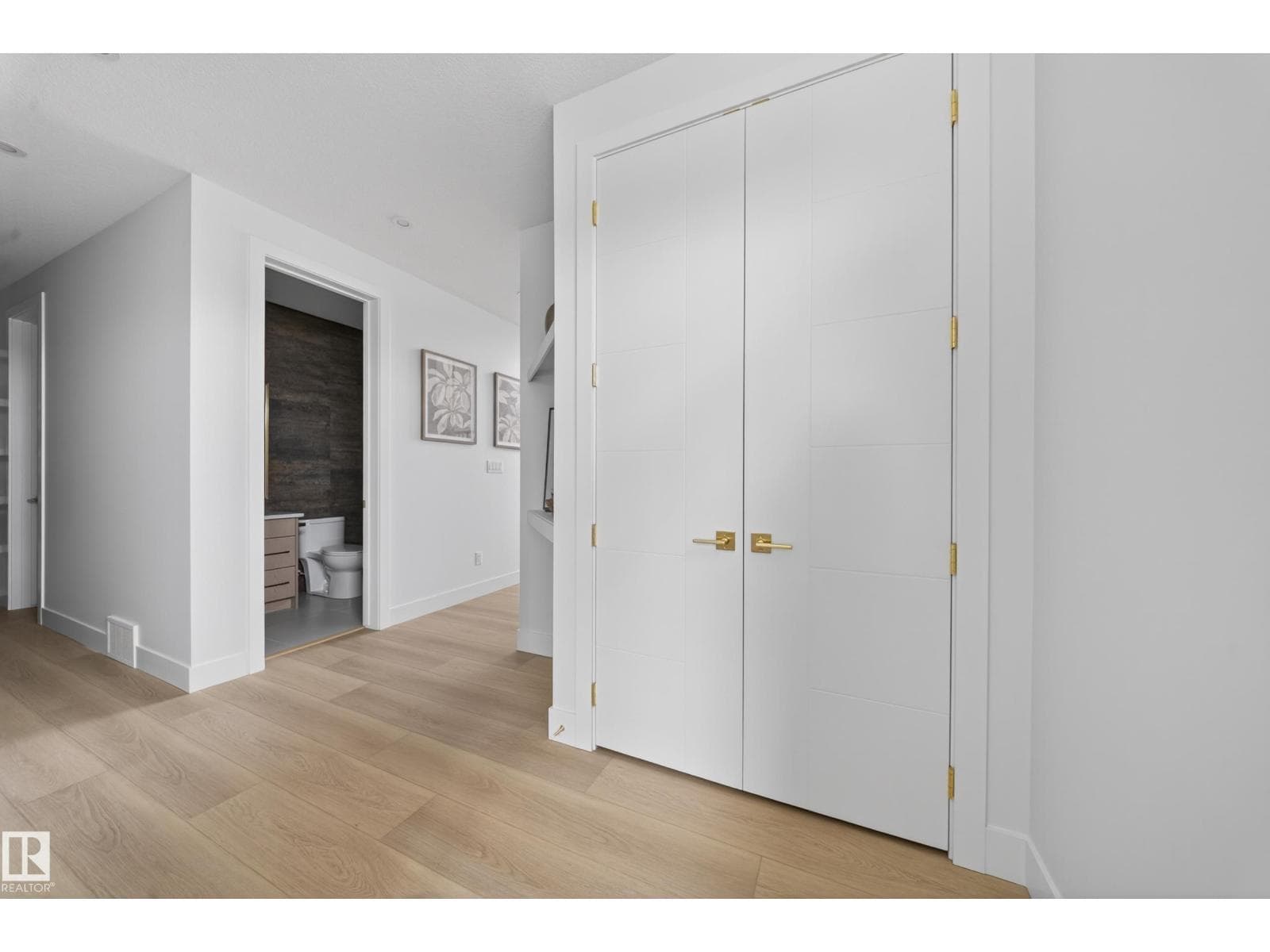531 Ashgrove circle — photo 3