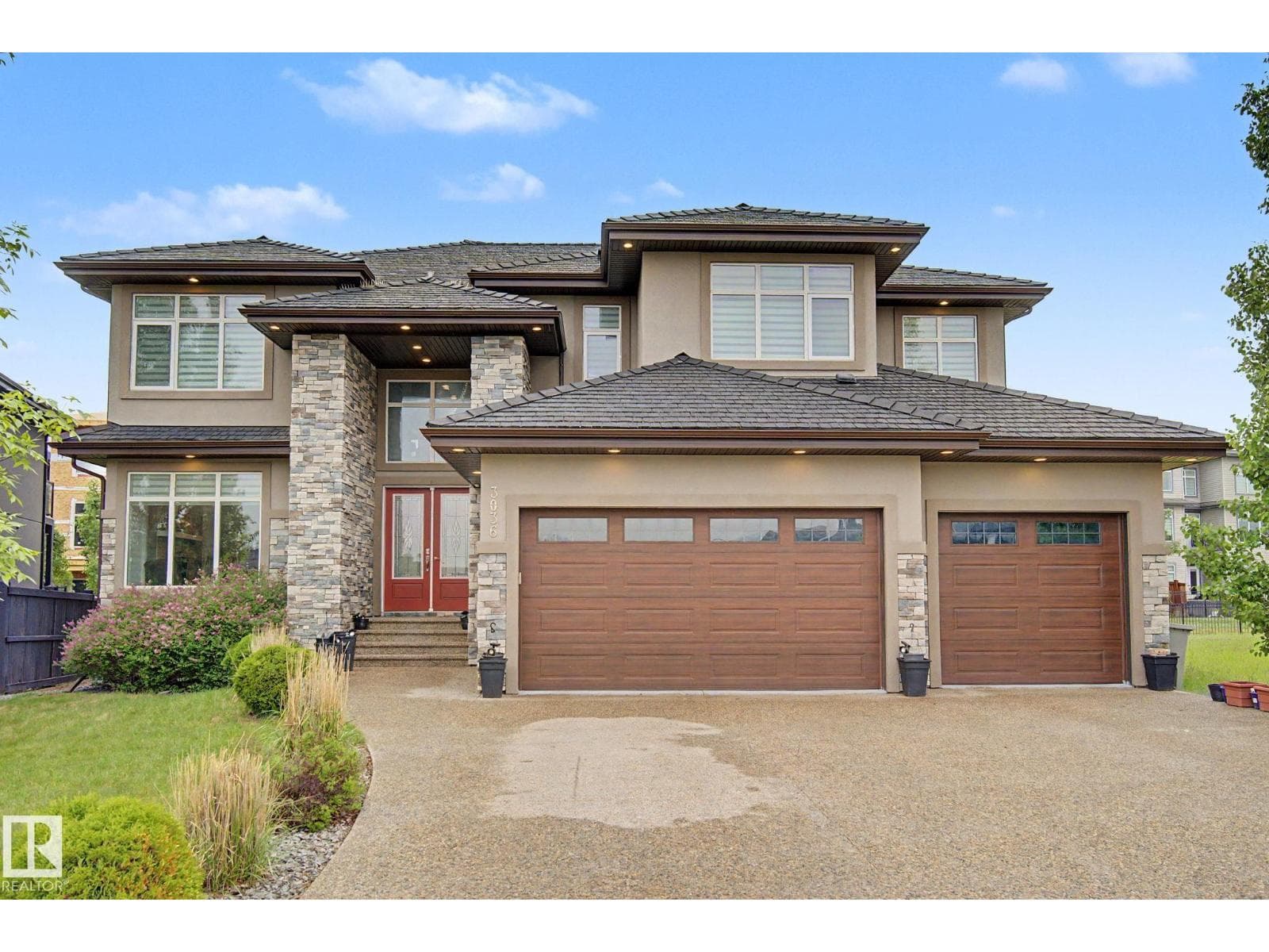 3036 59 AV NE