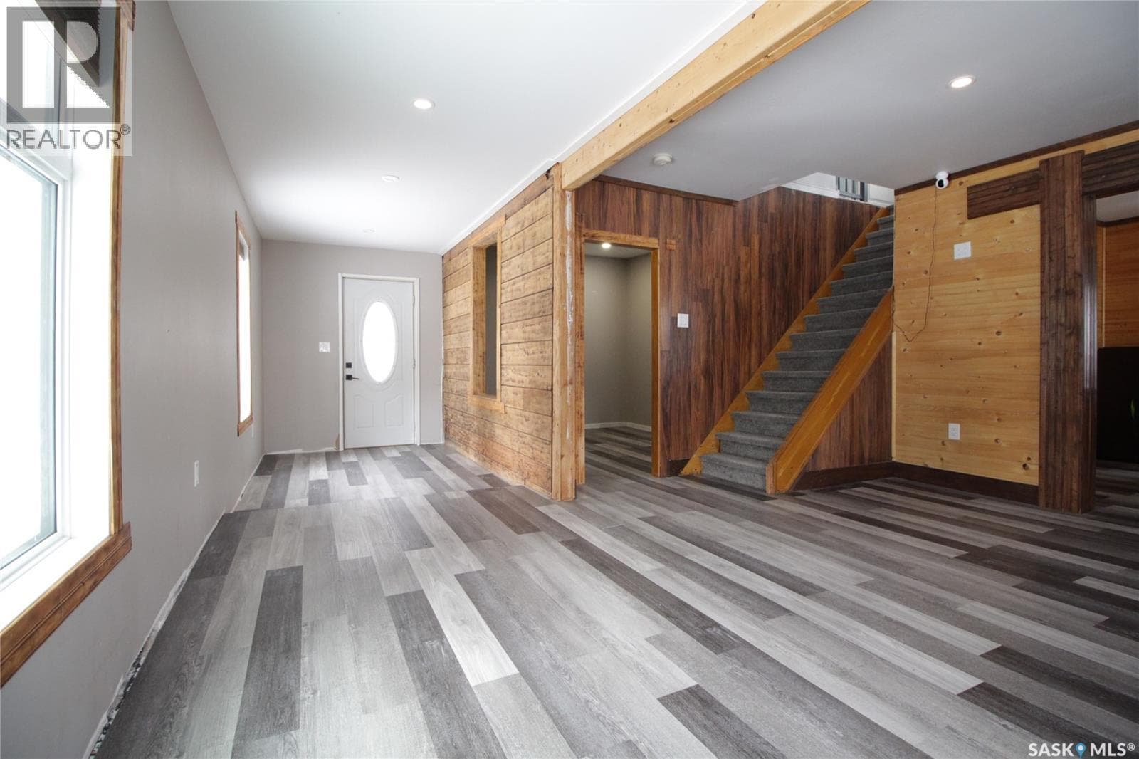 301 Pelly STREET — photo 5