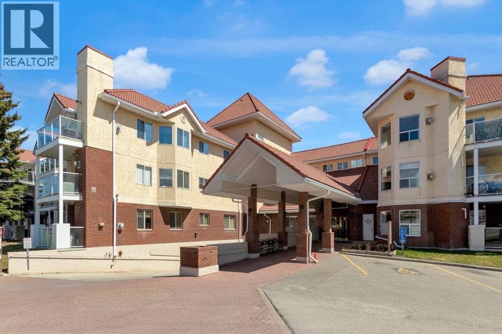 1114, 1818 Simcoe Boulevard SW