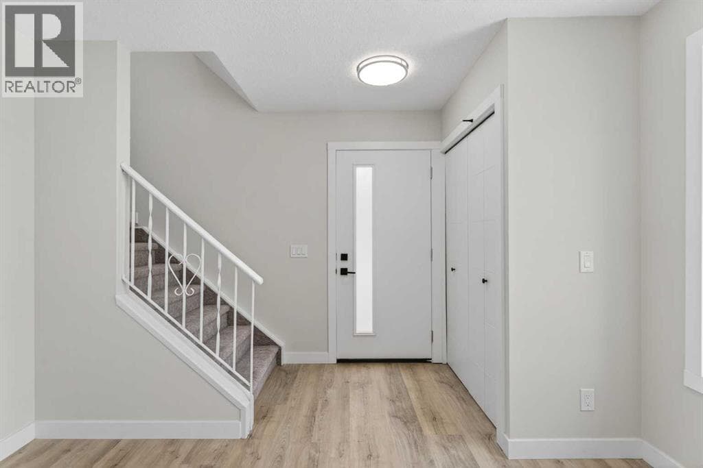 5625 Templehill Road NE — photo 5