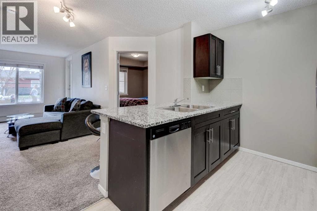 2125, 81 Legacy Boulevard SE — photo 2