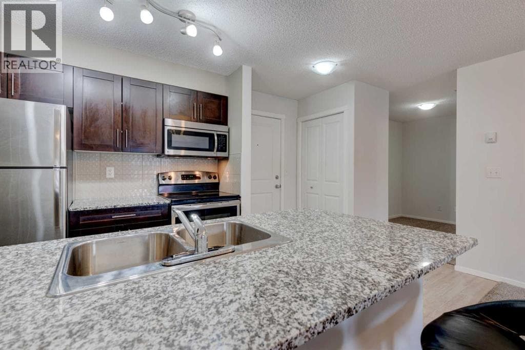2125, 81 Legacy Boulevard SE — photo 5