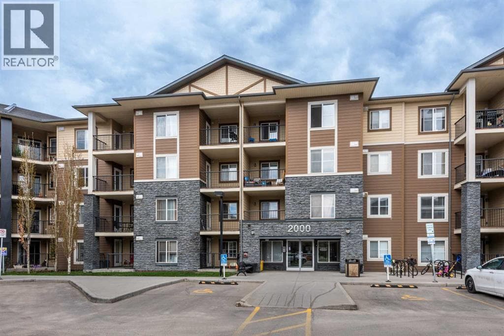 2125, 81 Legacy Boulevard SE