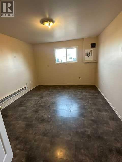 305 2 Avenue E — photo 4