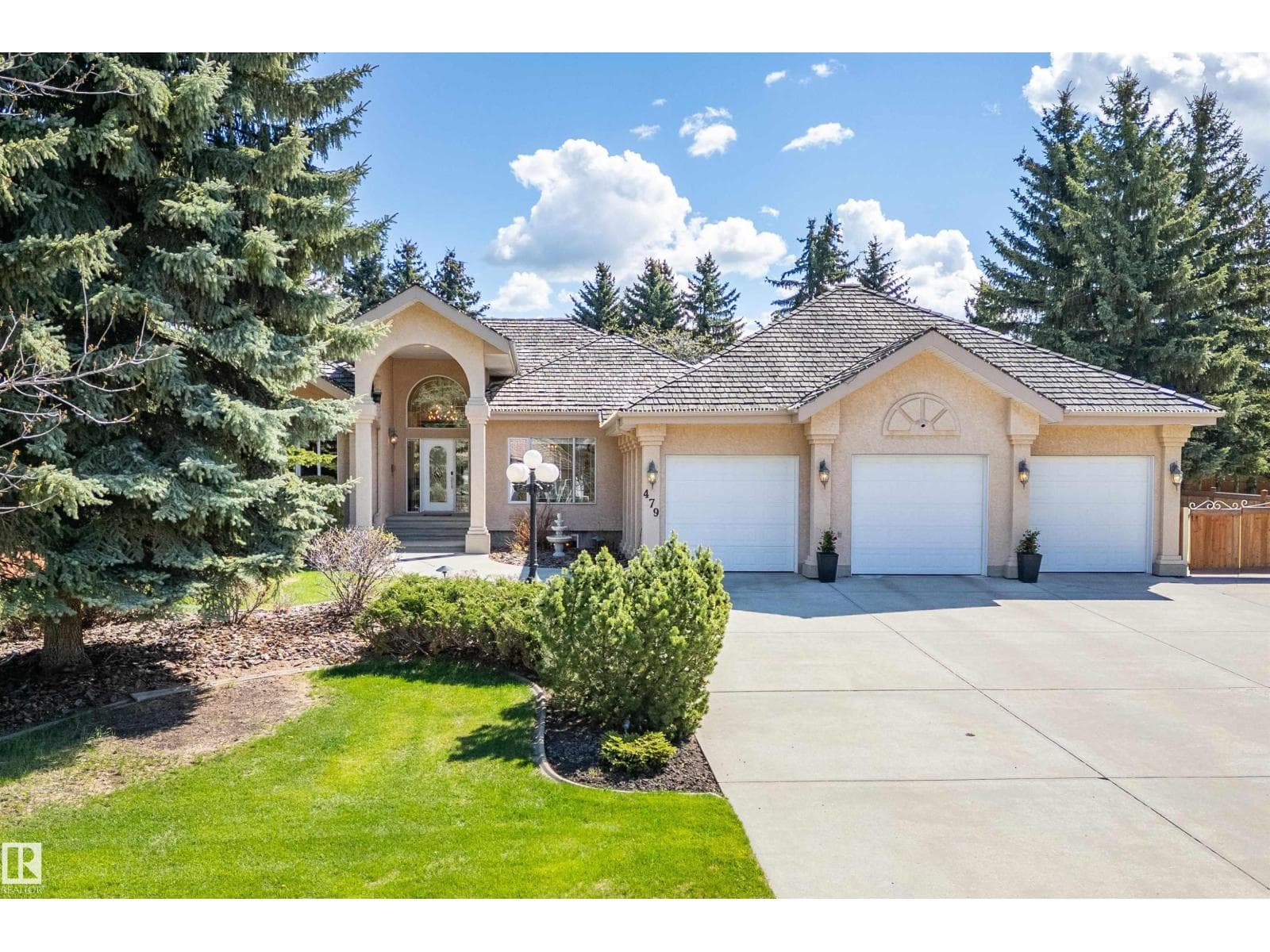 479 ESTATE DR — photo 2