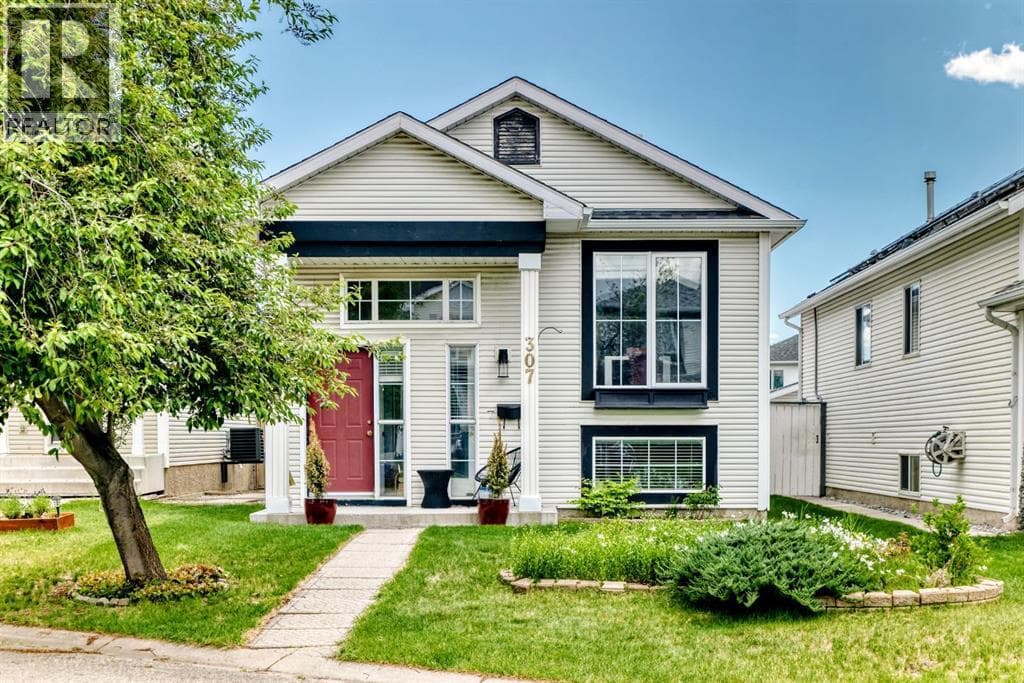 307 Mt Lorette Place SE — photo 2