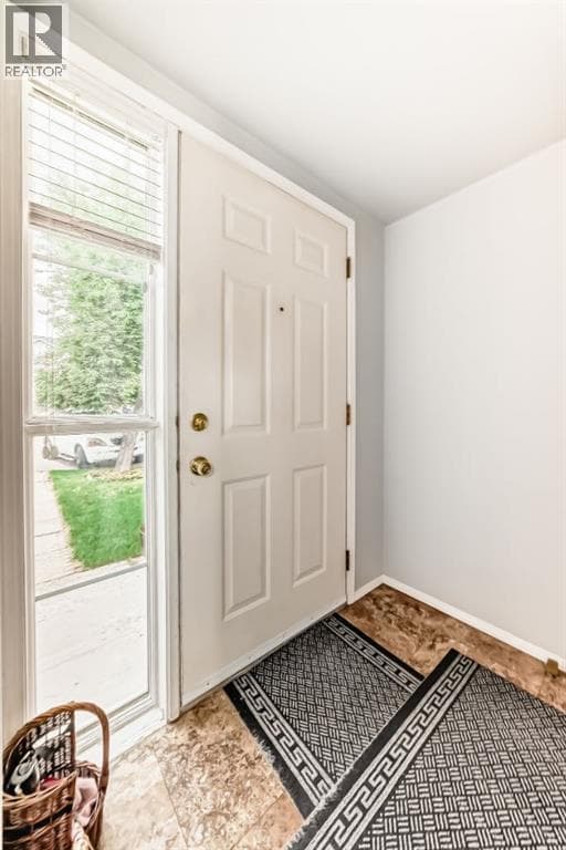 307 Mt Lorette Place SE — photo 3