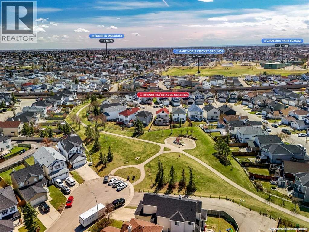 110 Martha's Haven Green NE — photo 4