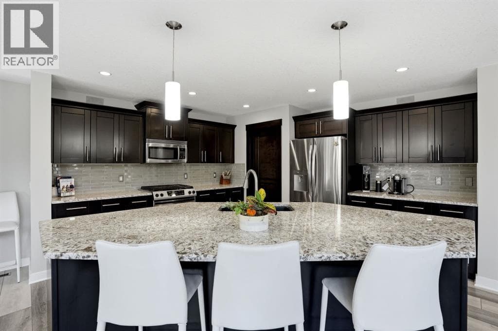 105 Cranridge Heights SE photo 10