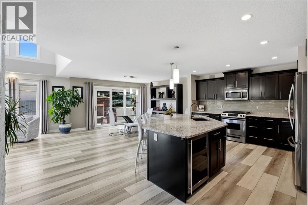 105 Cranridge Heights SE photo 9