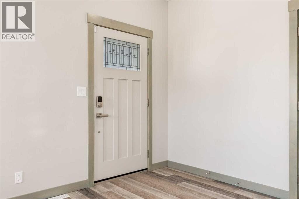 102 Speargrass Crescent — photo 3