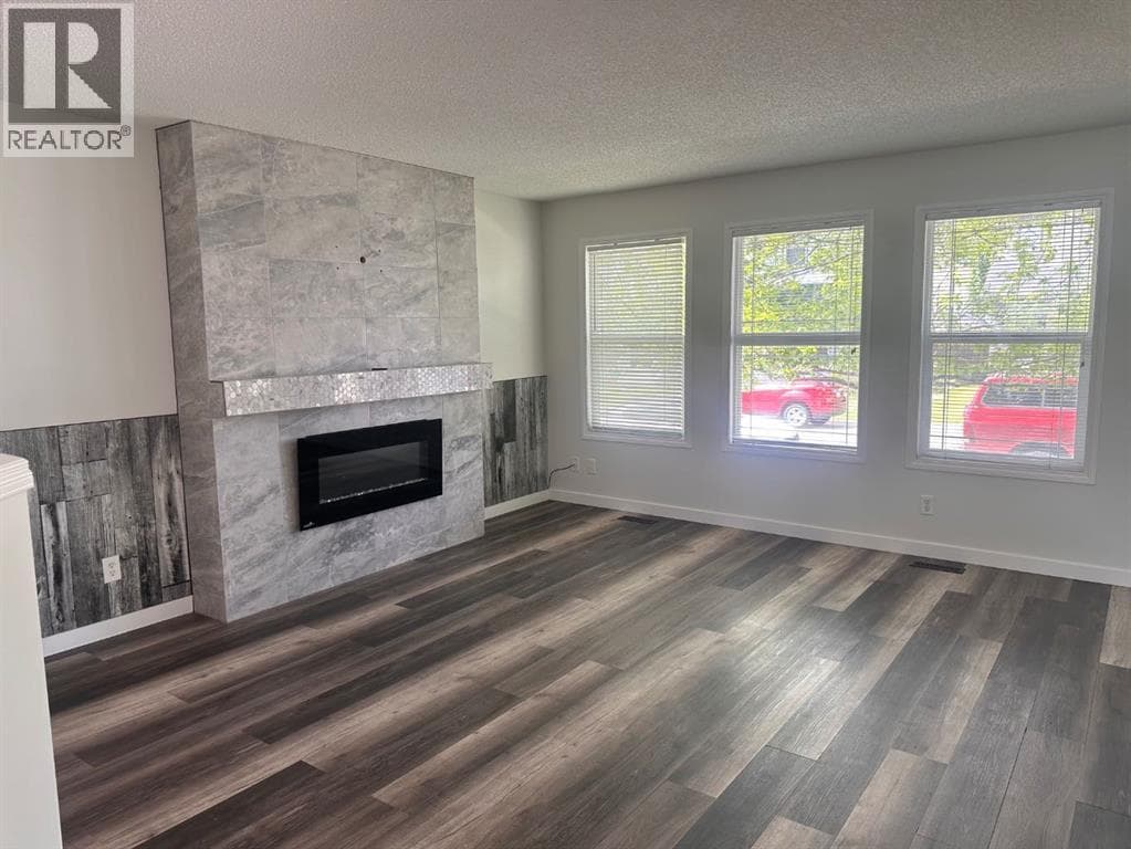 78 Crystal Shores Heights — photo 3