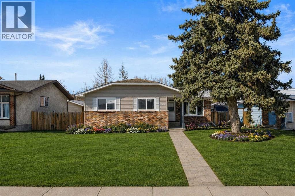 14520 Parkside Drive SE — photo 2
