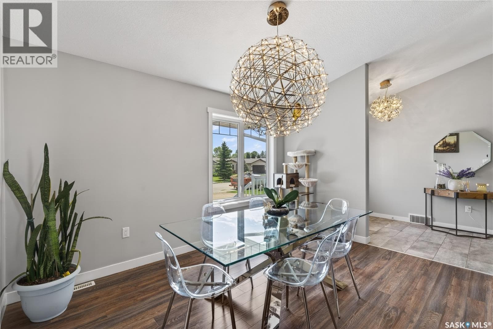 715 Golburn CRESCENT — photo 4