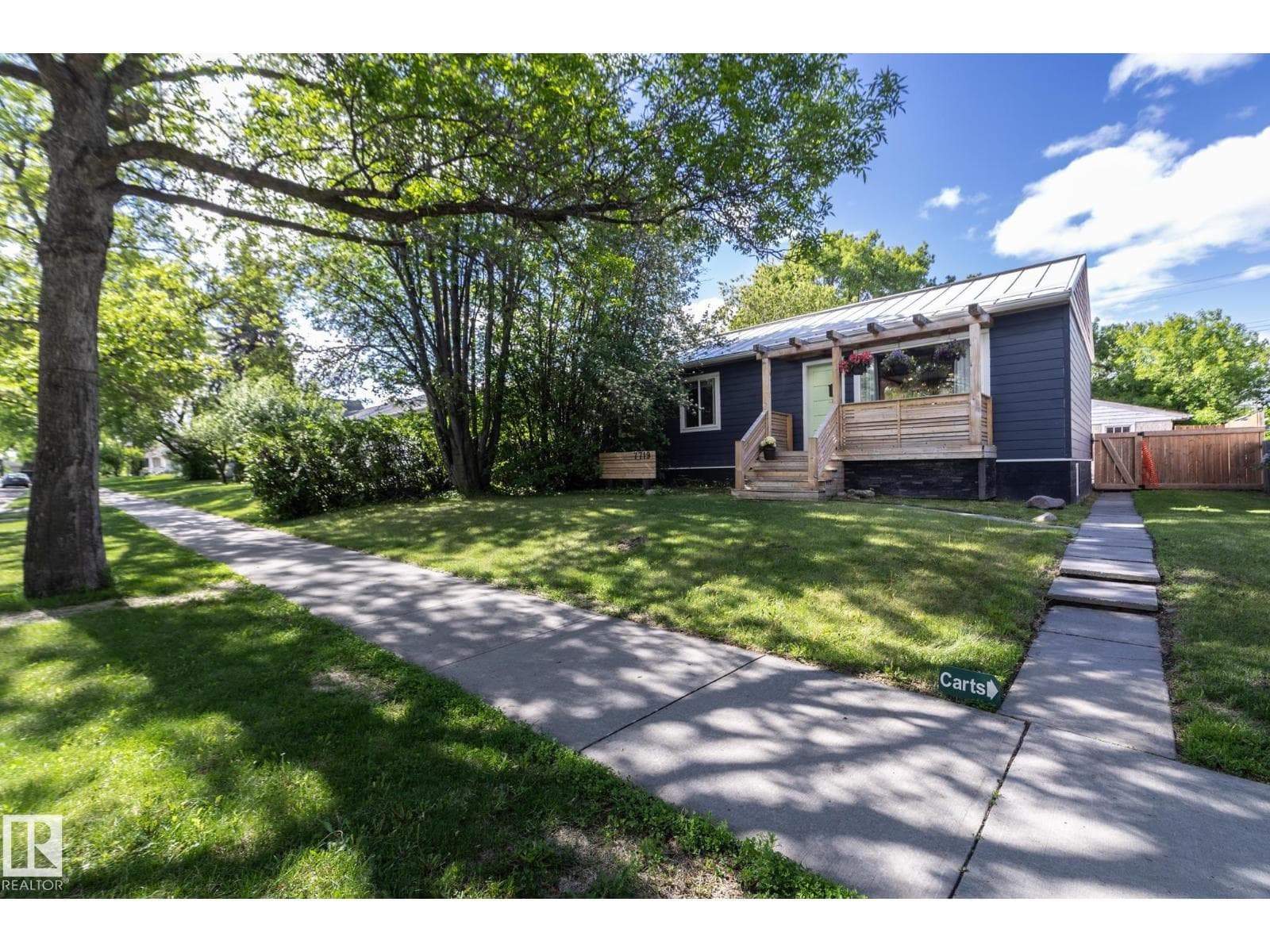 7719 86 AV NW