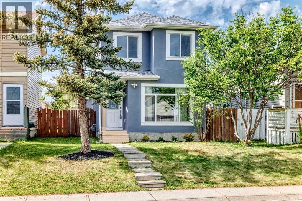 7 Martinview Crescent NE photo 2